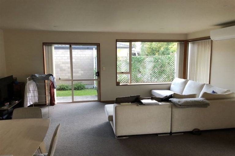 Photo of property in 35a Oxley Avenue, St Albans, Christchurch, 8014