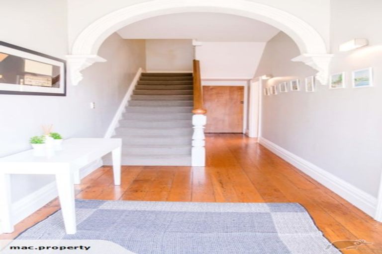 Photo of property in 913 Colombo Street, Christchurch Central, Christchurch, 8013