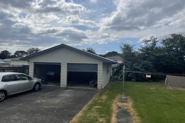 Photo of property in 30 Aarts Avenue, Manurewa, Auckland, 2102
