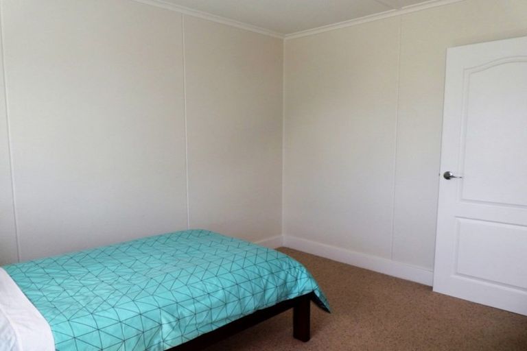 Photo of property in 13 Solway Street, Holmes Hill, Oamaru, 9401