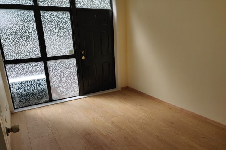 Photo of property in Tuscany Towers, 30/1 Ambrico Place, New Lynn, Auckland, 0600