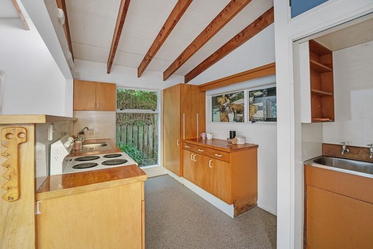 Photo of property in 20 Simcox Street, Otaki Beach, Otaki, 5512