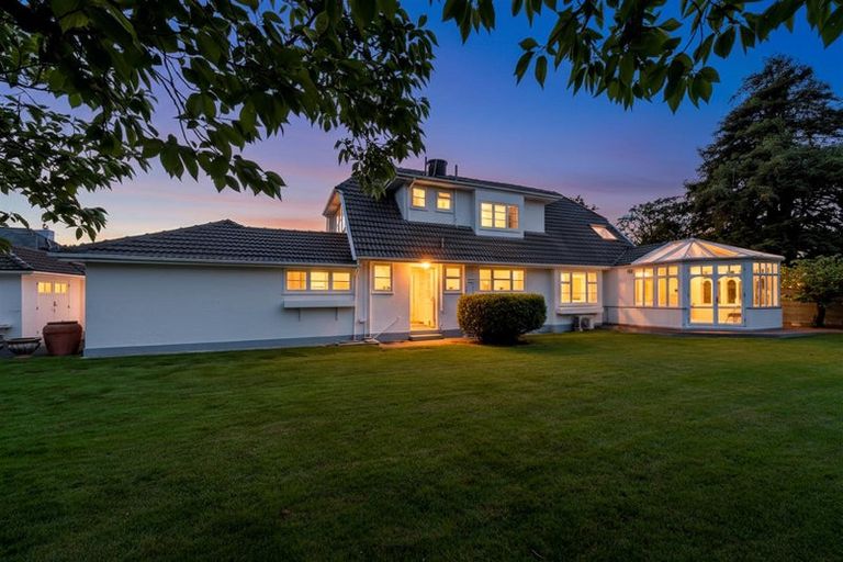 Photo of property in 66 Clyde Road, Ilam, Christchurch, 8041