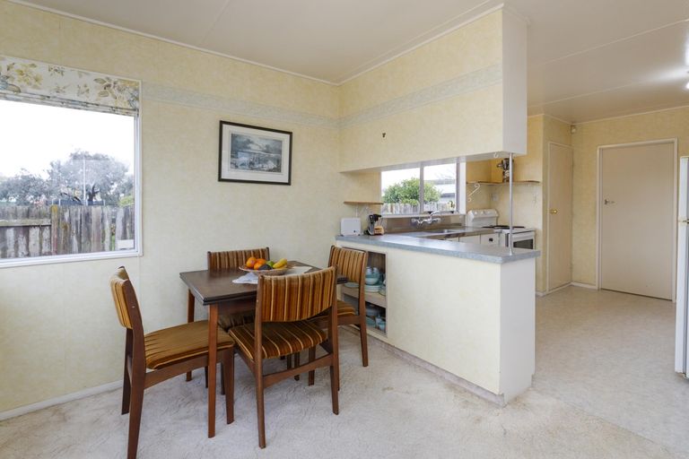 Photo of property in 83 Kaimanawa Street, Kelvin Grove, Palmerston North, 4414