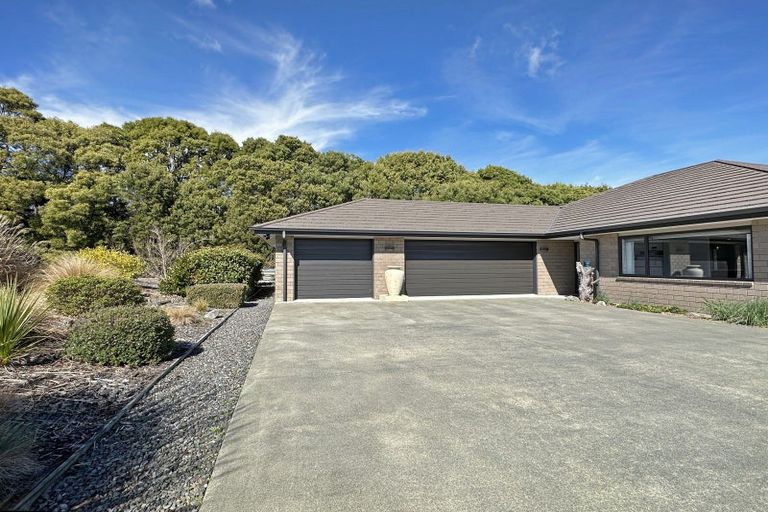 Photo of property in 12 Lacebark Drive, Kinloch, Taupo, 3377