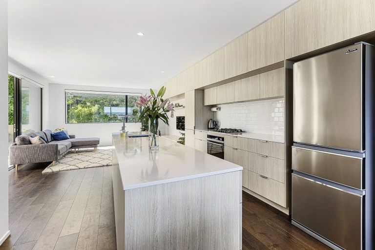 Photo of property in 3 Mary Dobson Way, Island Bay, Wellington, 6023