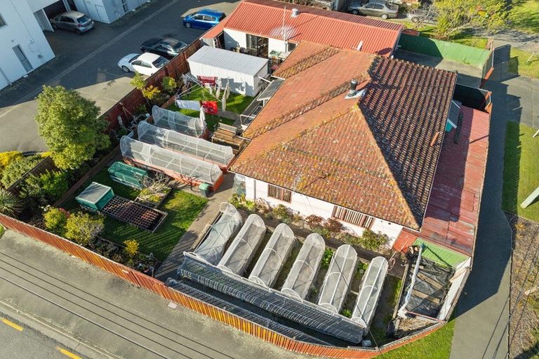 Photo of property in 468 Barbadoes Street, Edgeware, Christchurch, 8013