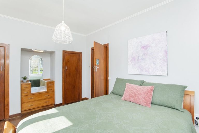 Photo of property in 120 Iranui Road, Inner Kaiti, Gisborne, 4010