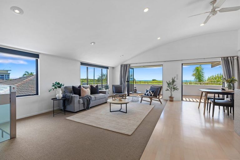 Photo of property in 1008a Papamoa Beach Road, Papamoa Beach, Papamoa, 3118