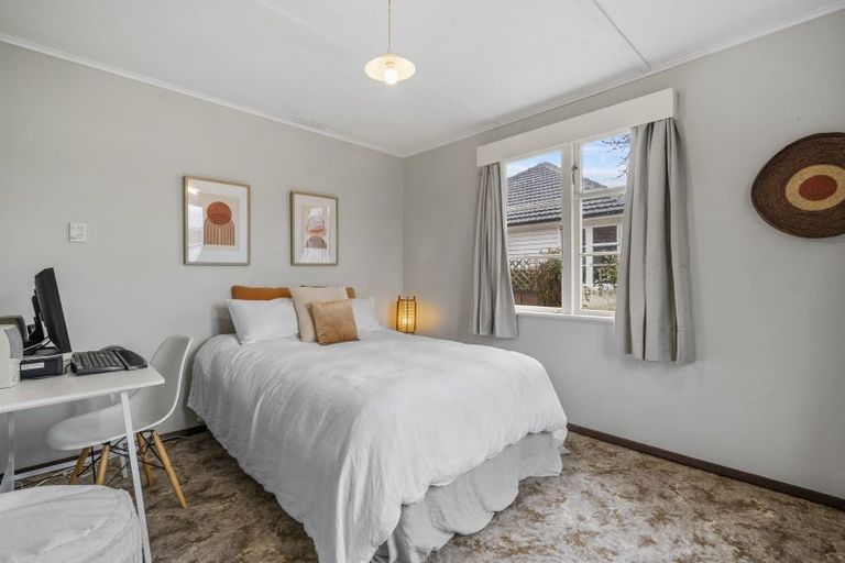 Photo of property in 11 Harris Street, Naenae, Lower Hutt, 5011