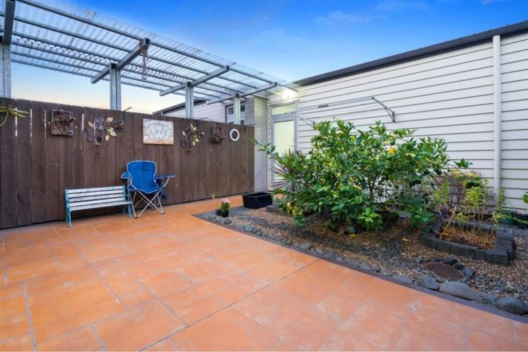 Photo of property in 7 Hakawai Avenue, Takanini, 2112