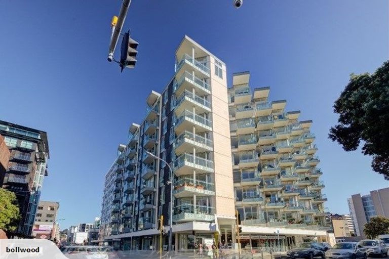 Photo of property in Piermont Apartments, 1h/82 Cable Street, Te Aro, Wellington, 6011