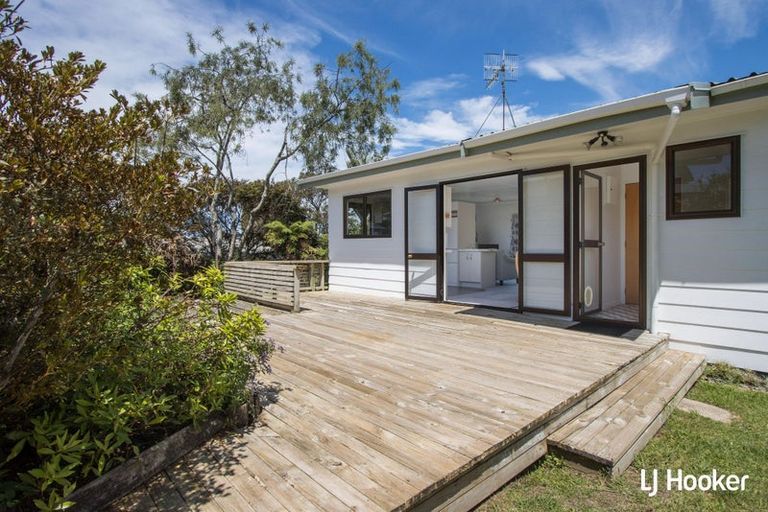 Photo of property in 136 Athenree Road, Athenree, Katikati, 3177