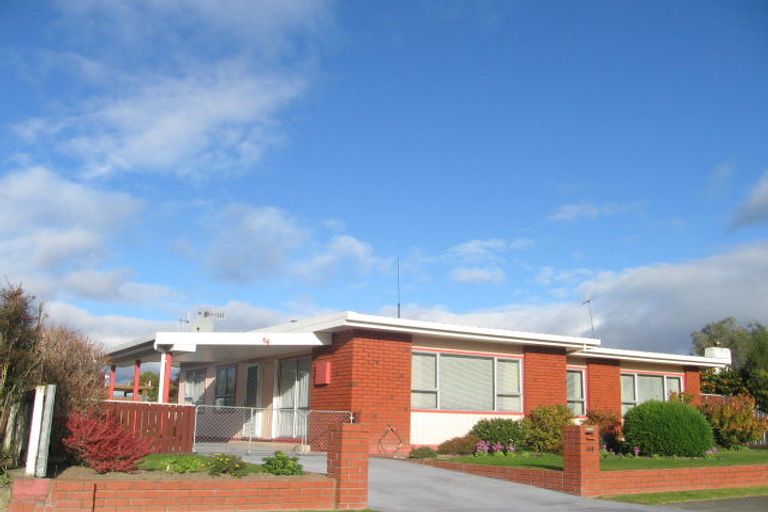 Photo of property in 44 Anderson Road, Taradale, Napier, 4112