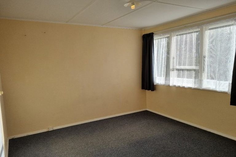 Photo of property in 12a Maraval Crescent, Grenada Village, Wellington, 6037