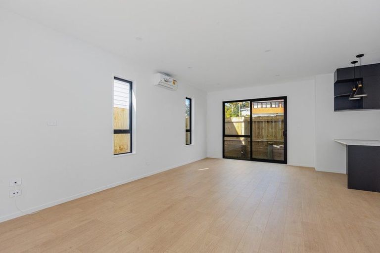 Photo of property in 142 Moore Street, Hillcrest, Auckland, 0627