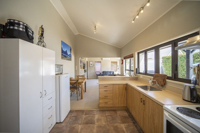 Photo of property in 14b Mokonui Street, Te Anau, 9600