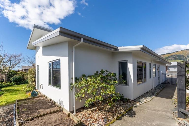 Photo of property in 8 Phoebe Place, Richmond, 7020