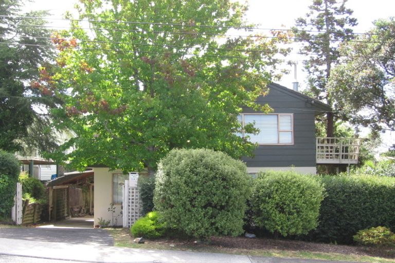 Photo of property in 1/34 Fordham Street, Beach Haven, Auckland, 0626