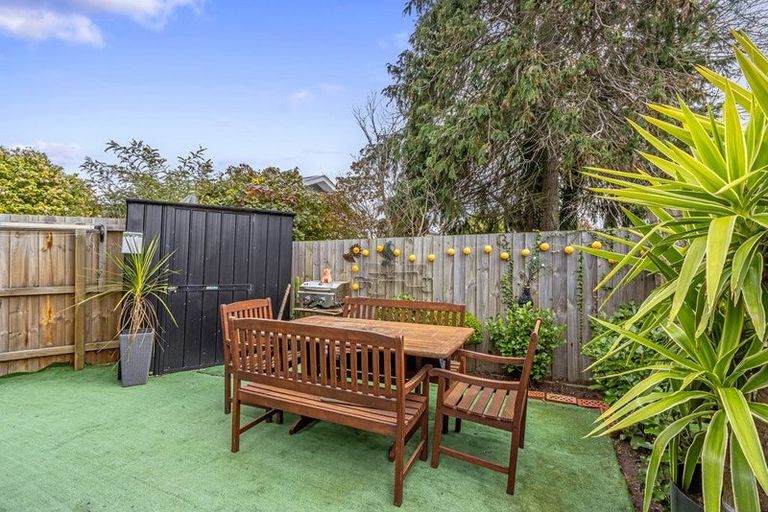 Photo of property in 1/61 Peverel Street, Riccarton, Christchurch, 8041