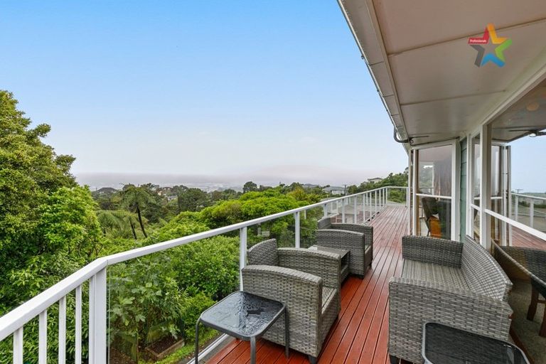 Photo of property in 138 Normandale Road, Normandale, Lower Hutt, 5010