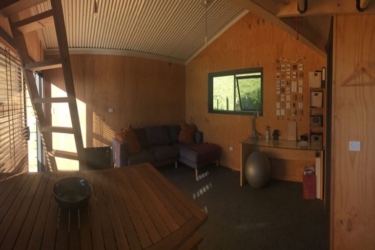 Photo of property in 32 Horncastle Crescent, Little Wanganui, Karamea, 7893