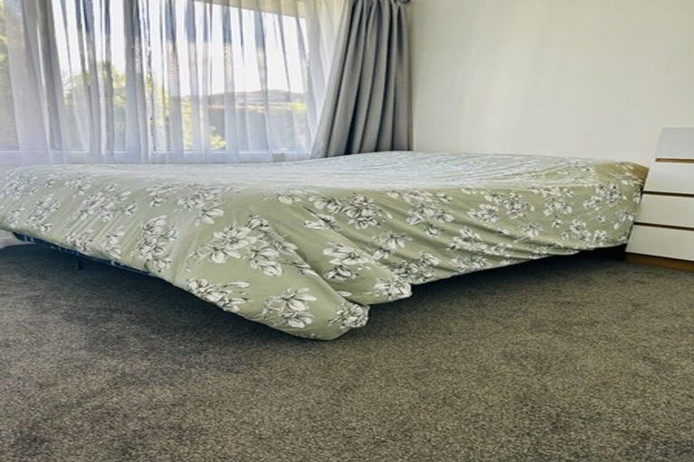 Photo of property in 17b Highlight Parade, Te Atatu South, Auckland, 0610