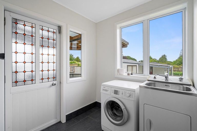 Photo of property in 114 Cameron Road, Te Puke, 3119