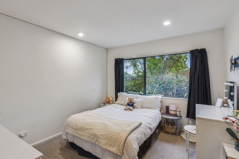 Photo of property in 8 Leigh Place, Paraparaumu Beach, Paraparaumu, 5032