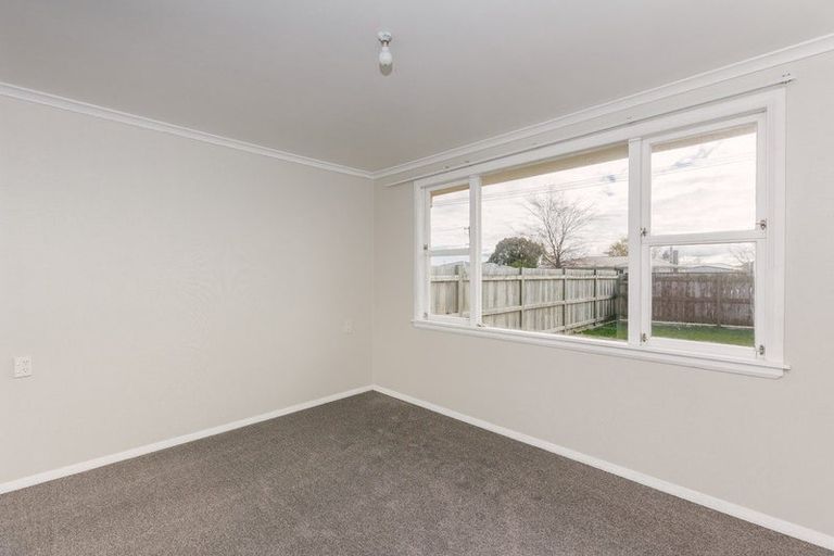 Photo of property in 19 Leeds Street, Milson, Palmerston North, 4414