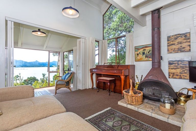 Photo of property in 1485 Wyuna Bay Road, Wyuna Bay, Coromandel, 3581