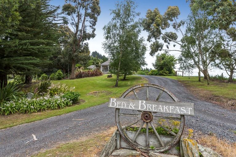 Photo of property in Silver Peaks Lodge, 255 Main Road South, East Taieri, Mosgiel, 9092