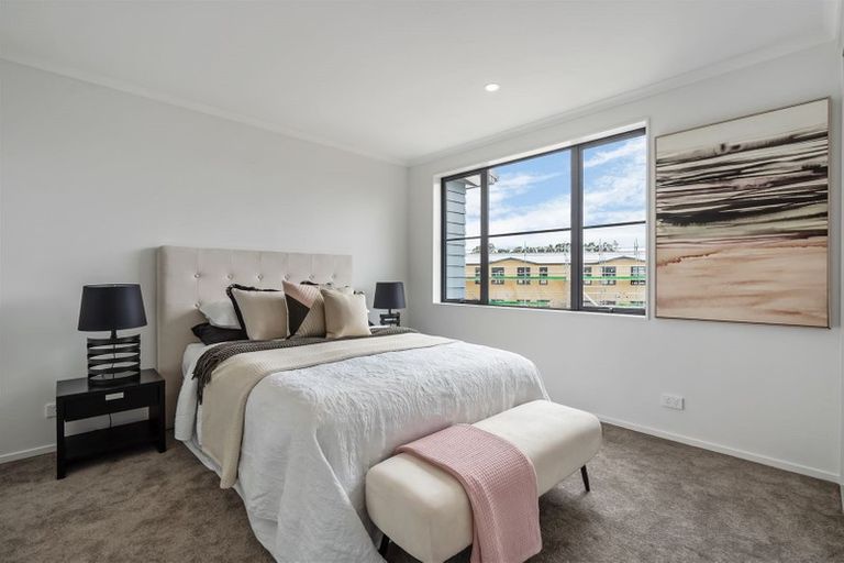 Photo of property in 31 Saddleback Crescent, Papakura, 2110