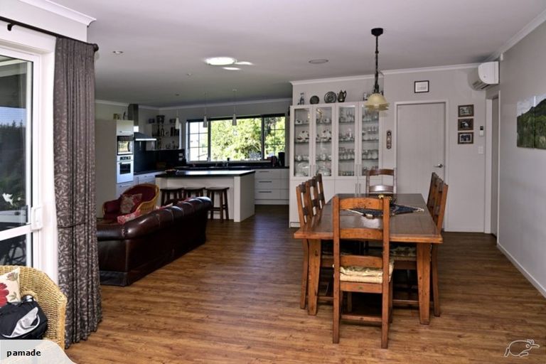 Photo of property in 36a Madison Street, Cambridge, 3434