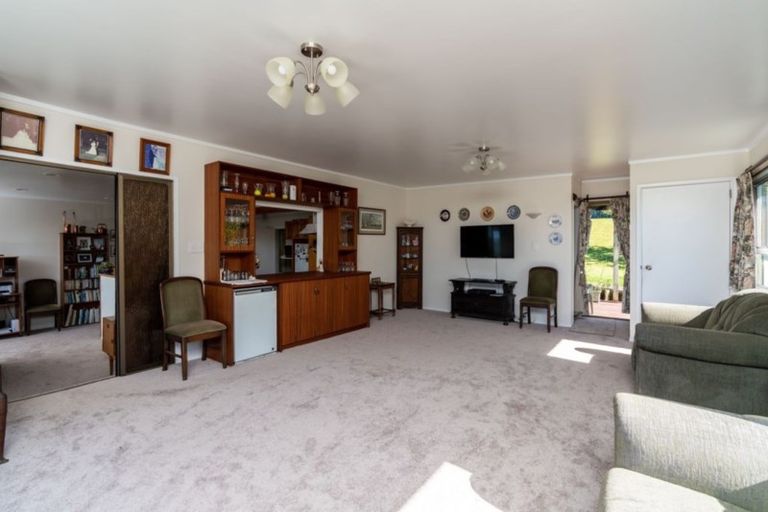 Photo of property in 884 Cove Road, Waipu, 0582