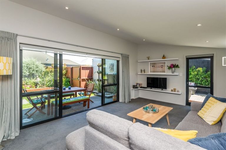 Photo of property in 28a Taylors Avenue, Bryndwr, Christchurch, 8052