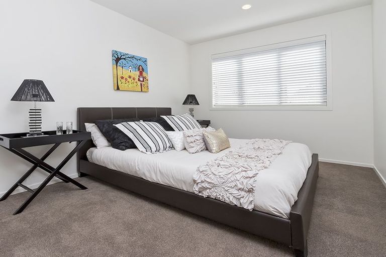 Photo of property in 32a Bleakhouse Road, Howick, Auckland, 2014