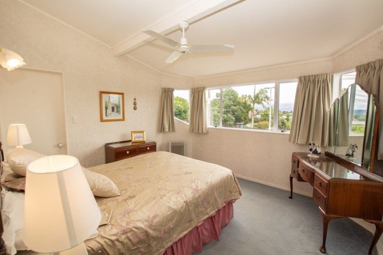 Photo of property in 18 Brookfield Terrace, Brookfield, Tauranga, 3110