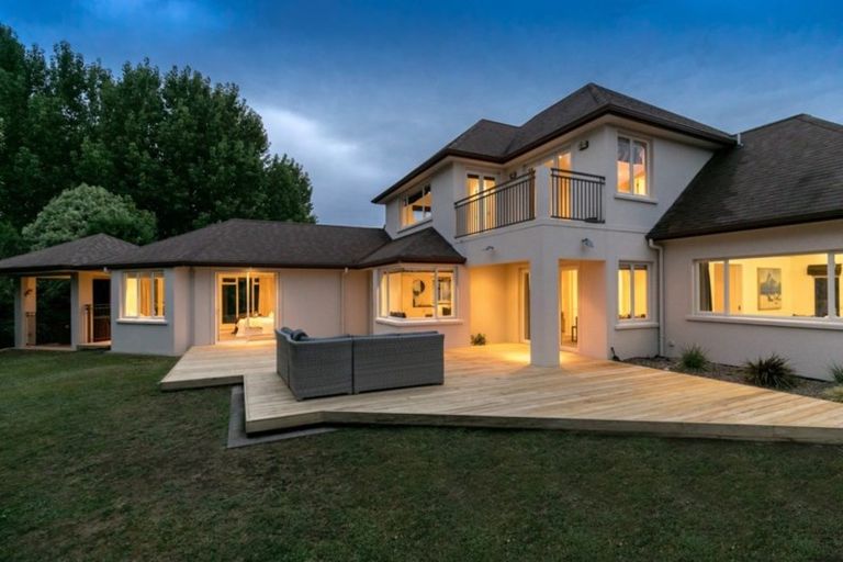 Photo of property in 8 San Clemento Way, Rototuna, Hamilton, 3210