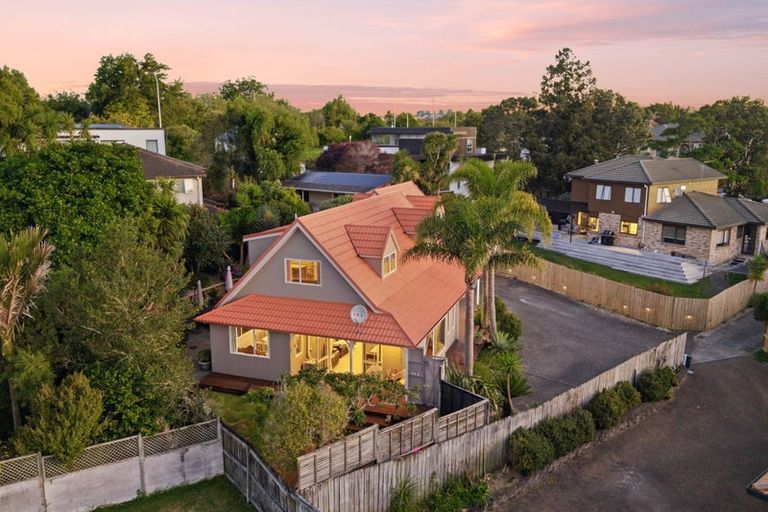 Photo of property in 5 Summerfield Lane, Albany, Auckland, 0632