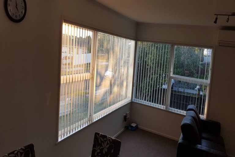 Photo of property in 18 Hobart Crescent, Wattle Downs, Auckland, 2103