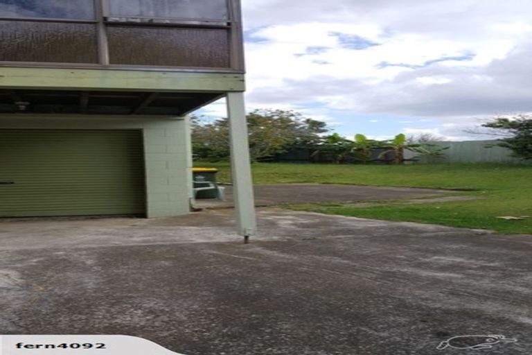 Photo of property in 337 Roscommon Road, Clendon Park, Auckland, 2103