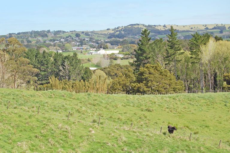 Photo of property in Gibbons Road, Kaiwaka, 0573