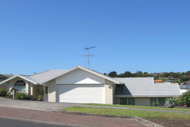 Photo of property in 34 Caversham Drive, Torbay, Auckland, 0630