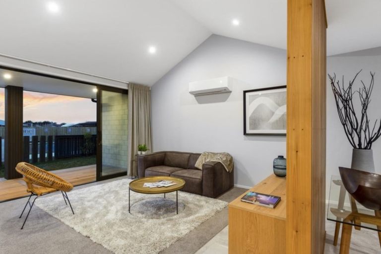 Photo of property in 25 Parkside Mews, Papamoa, 3118