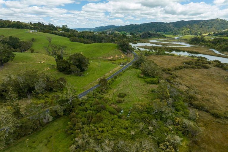 Photo of property in 127 Waikare Road, Kawakawa, 0282