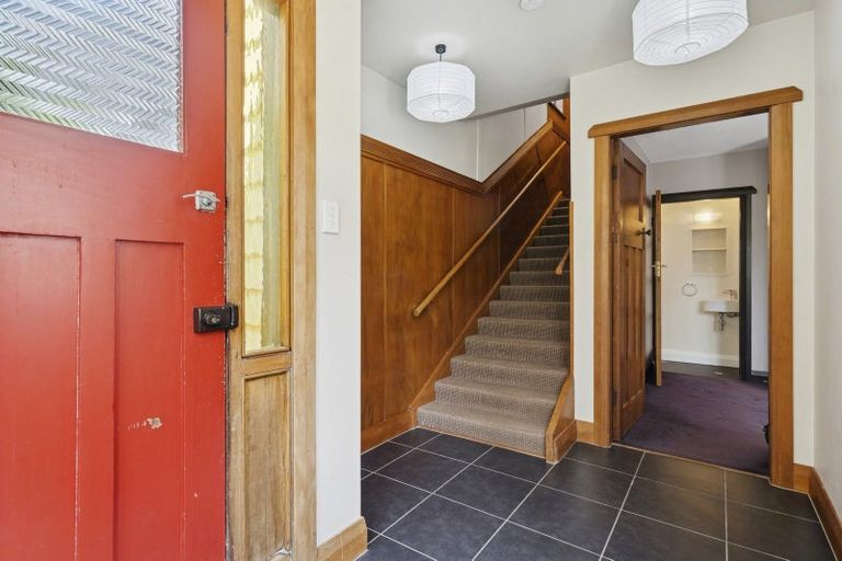 Photo of property in 73 Todman Street, Brooklyn, Wellington, 6021