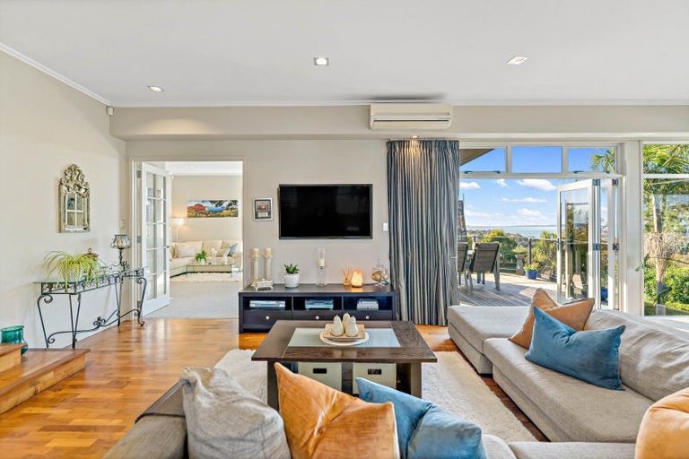 Photo of property in 154 Sandspit Road, Shelly Park, Auckland, 2014