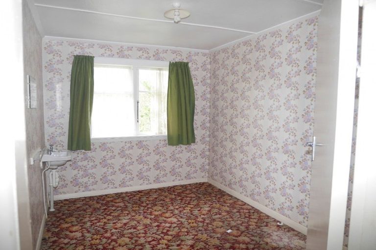 Photo of property in 10 Rangiuru Road, Otaki Beach, Otaki, 5512