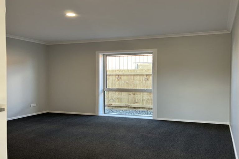 Photo of property in 12 Rotoiti Place, Paraparaumu, 5032